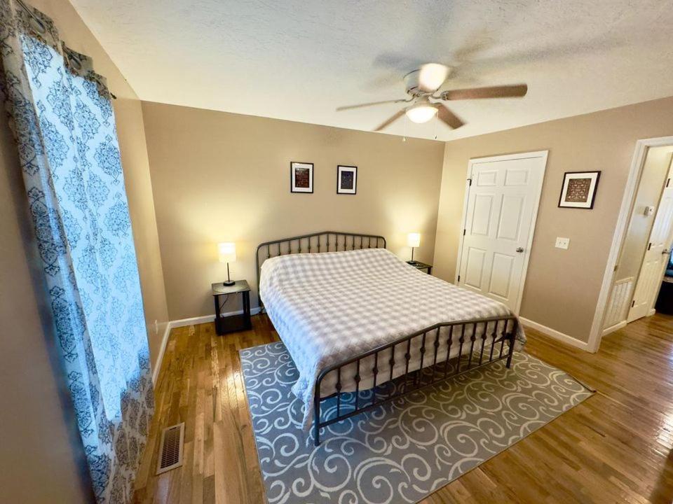 גאנטרסוויל Cozy 2 Bedroom Townhouse Near Lake And Restaurants מראה חיצוני תמונה