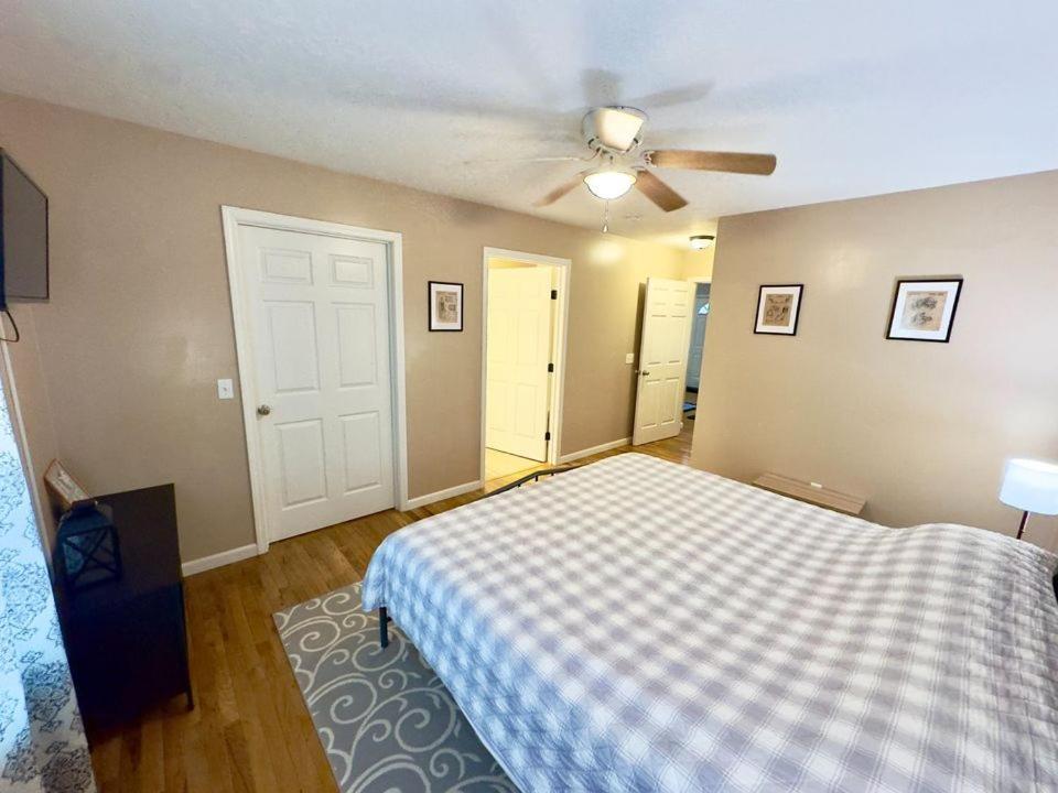 גאנטרסוויל Cozy 2 Bedroom Townhouse Near Lake And Restaurants מראה חיצוני תמונה